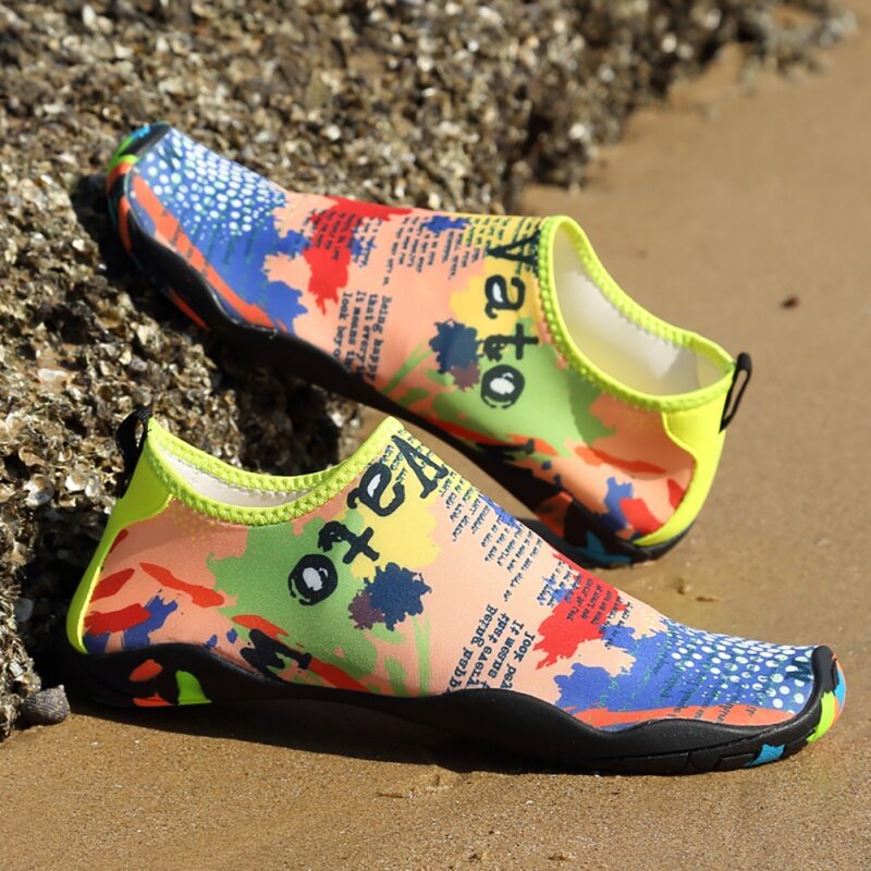 Zapatos acuáticos de secado rápido para hombre y mujer, zapatillas de buceo transpirables para playa, deportivas para Fitness