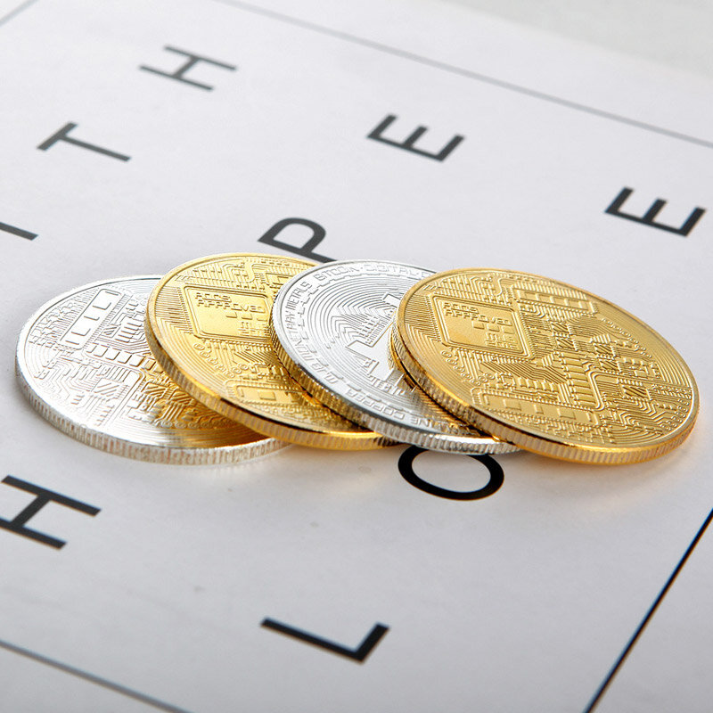 Сувенирная монета биткоин