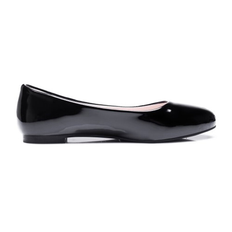 Black Office Shoes Women Size 31 to Size 47 Low-Heel Comfortable Work Shoes Suitable For Hotels or Offices