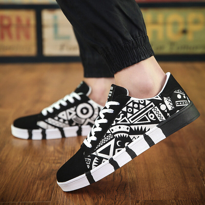 DOGNTNR Graffiti Men's Shoes Winter New Vulcanized Shoes Casual Canvas Sports Shoes Printing Students Running Shoes Tennis Men