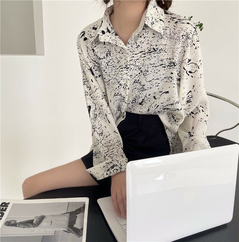 Camisa feminina de manga comprida, nova camisa larga e casual estilo coreana com flor de tinta solta, para primavera e verão, 2021