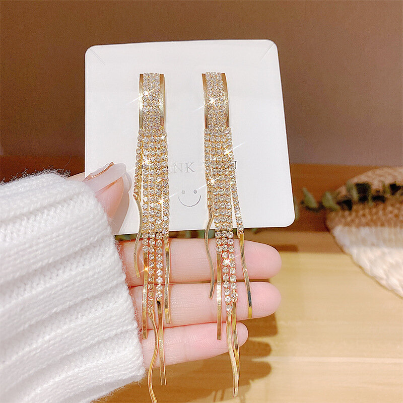YUNAO Vintage Gold Color Bar Long Thread Tassel Drop Earrings for Women Glossy Arc Geometric Korean Earring Fashion Jewelry 2021
