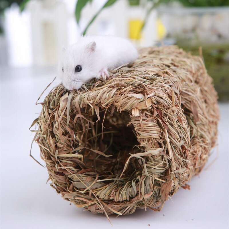 Soft Pet Woven Straw House Hand-weaved Grass Cottage Cage for Small Animal Rabbit Guinea Pig Hamster Nest Accessories 2021 New