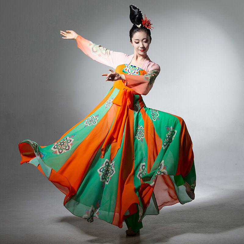 Gaun Dansa Tradisional Tiongkok Gaun Pertunjukan Kostum Tari Kipas Tiongkok Mengambang Wanita Gaun Panjang Hanfu Tang