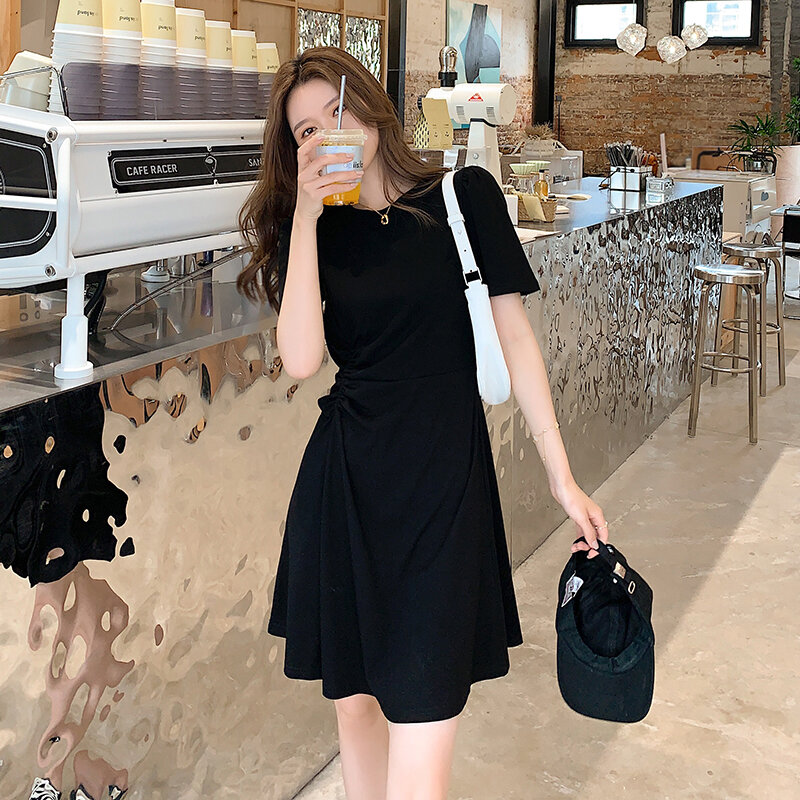 Hebe i Eos koreańskie Casual damskie sukienki linia składa się z dekoltem w kształcie litery "o" czarna sukienka z krótkim rękawem wąska talia proste panie odzież Vestidos