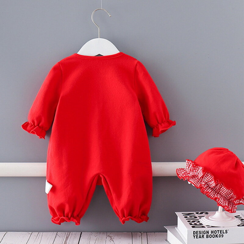 Romper Bayi Perempuan Musim Semi Baru 2022 Ins Jumpsuit Lengan Panjang Bordir Stroberi Merah dengan Topi Pakaian Bermain Anak-anak Baju Bebe E5515