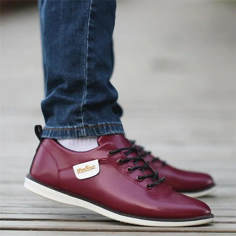 Zapatos informales de cuero sintético para hombre, mocasines transpirables para exteriores, calzado para caminar, Tenis, moda 2020