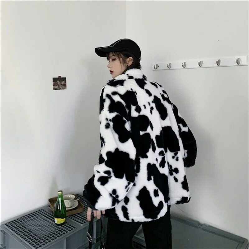 Корейская зимняя новая модная куртка Harajuku с принтом коровы свободная кожаная куртка с длинным рукавом винтажная фланелевая сохраняющая те...