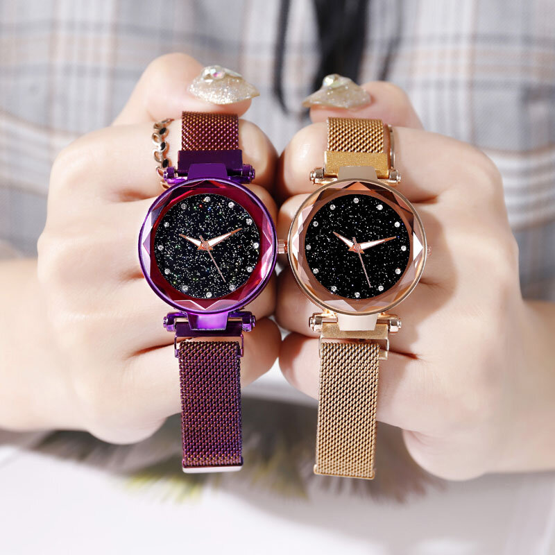 Las mujeres de lujo reloj de cuarzo moda pulsera y relojes de señoras reloj de cielo estrellado cielo Número Romano regalo reloj femenino