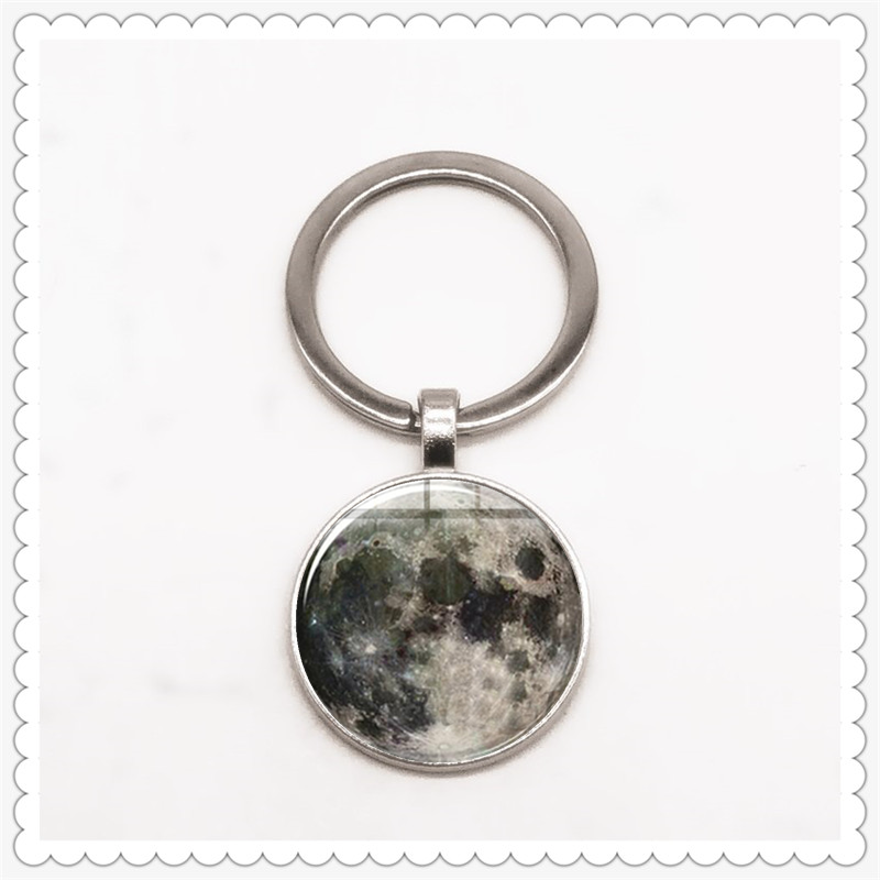 Porte-clé avec pendentif rond convexe en verre pour homme et femme, classique, avec motif étoilé lumineux, fantaisie de l'univers, Harajuku, cadeau idéal