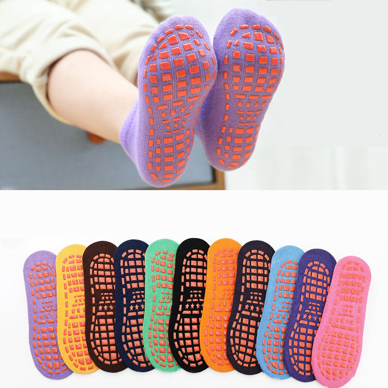 2020 meias para crianças respirável suor-absorvente trampolim meias. Meias de yoga para adultos. Meias de algodão à moda durável