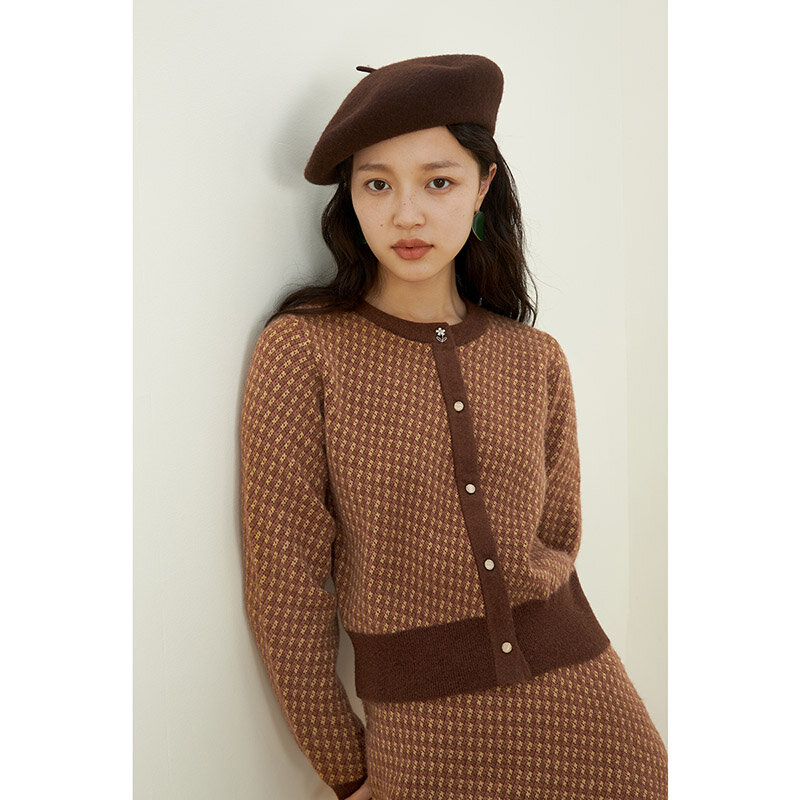 INMAN Winter Autumn Knitted Suit Women Vitnage Elegant Style Round Collar Jacquard Top and Skirt Female Set
