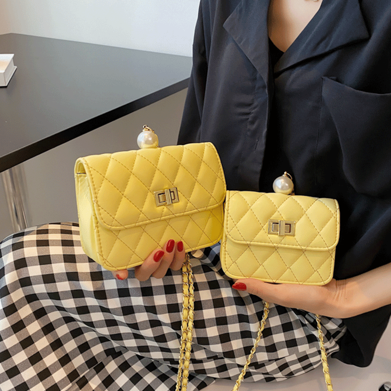 Bolsas de luxo bolsas femininas designer de corrente pérola feminina mensageiro saco sac moda feminina bolsa de ombro diamante treliça crossbody
