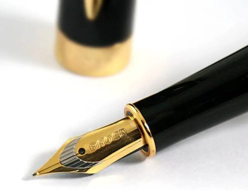 Ручка перьевая Baoer черная классическая с золотым кольцом, стильный преобразователь чернил с заправляемой ручкой, школьные принадлежности д...