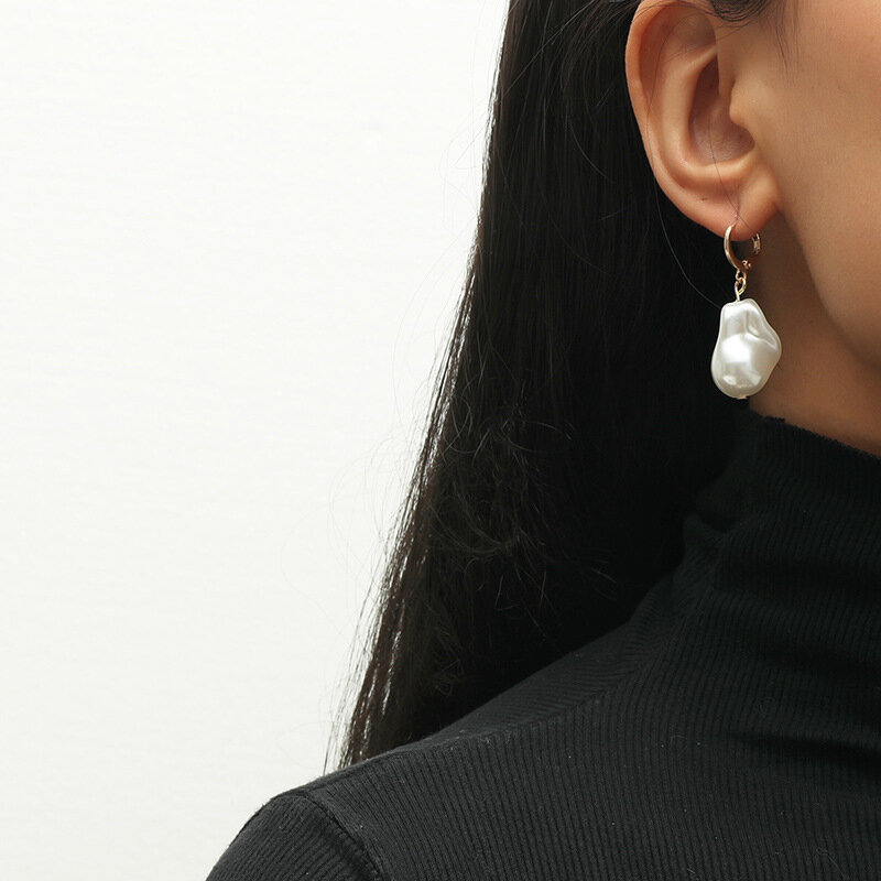 Boucles d'oreilles rondes pour femmes, nouvelle collection, Vintage, Imitation de perles baroques, cercle doré, Punk, A14257