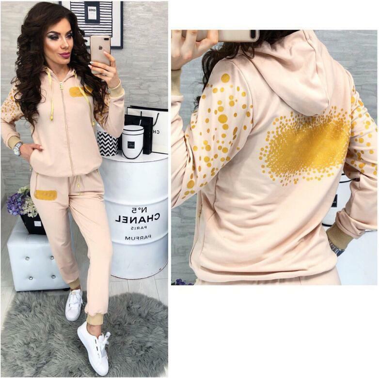 2021 women's clothing in Europe and the new winter sports leisure suit two-piece yellow spots pattern