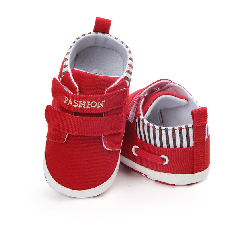 Sapatos de bebê casuais e respiráveis, novos sapatos de bebê para meninos com sola macia, 2020