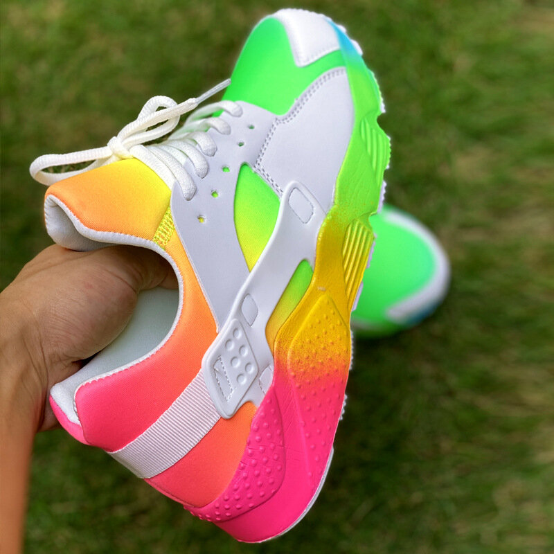 2022 casual sapatos planos femininos e masculinos design da marca de cor misturada plataforma tênis feminino ins casal quente luxo colorido tênis