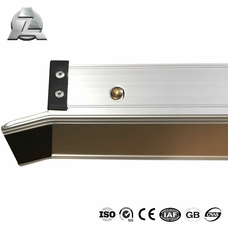 2130*200*50mm 휴대용 금속 모바일 알루미늄 수동 확장 가능한 주거 텔레스코픽 휠체어 핸디캡 램프