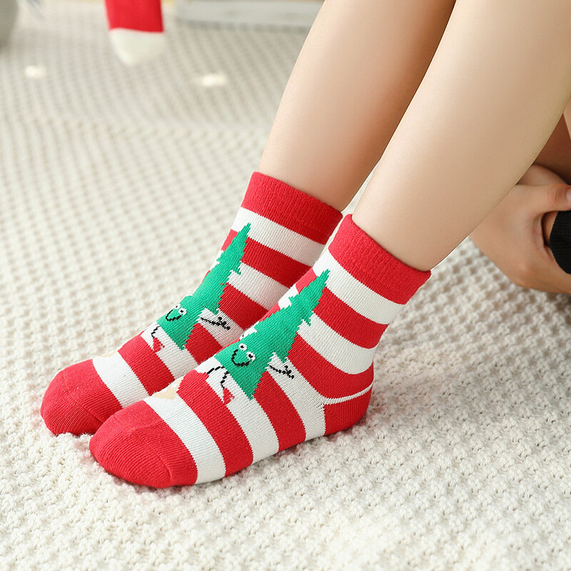 5 Paare/los Kinder Weiche Baumwolle Socken Baby Junge Mädchen Nette Cartoon Warme Streifen Mode Weihnachten Socken Herbst Winter Zubehör