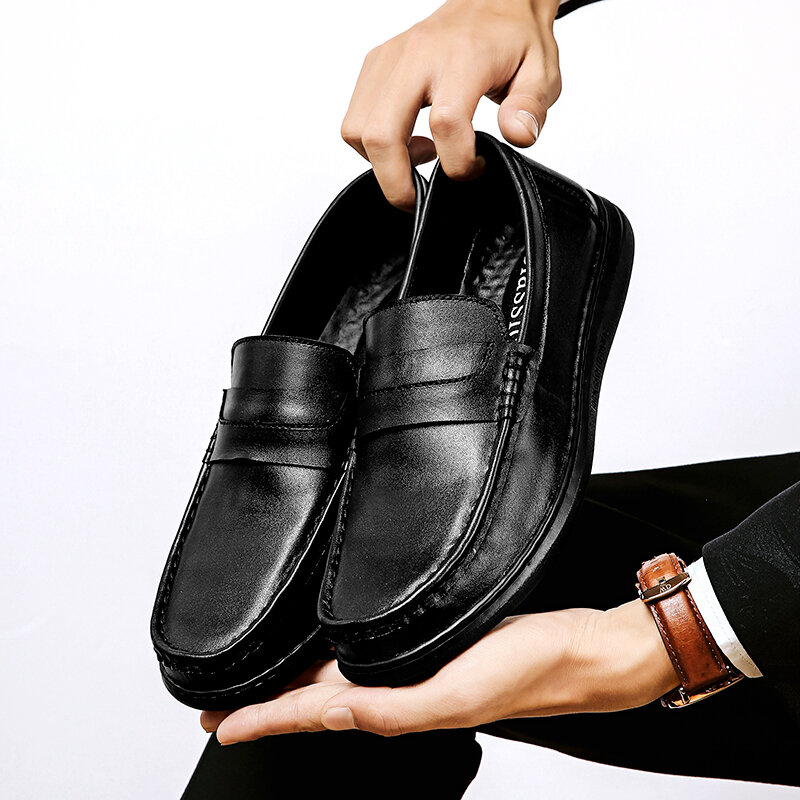 Zapatos informales de Cuero para Hombre, zapatillas de deporte de Cuero, a la moda, color negro, 2020