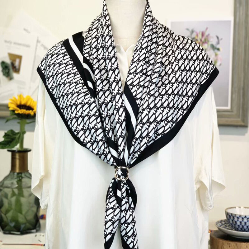 Foulard carré en soie pour femmes, 90x90cm, nouvelle mode, bandeau de cou pour cheveux, chaîne, doux, Hijab, Foulard féminin