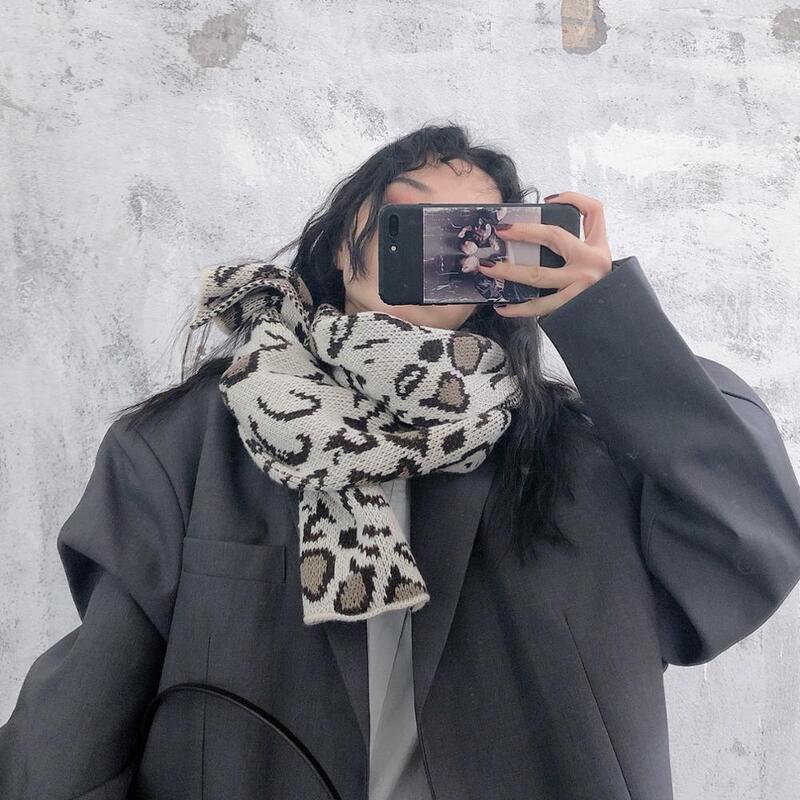 冬暖かいヒョウウール学生野生スカーフ女性のスカーフデュアルpurpose厚ショールロング模造カシミヤ