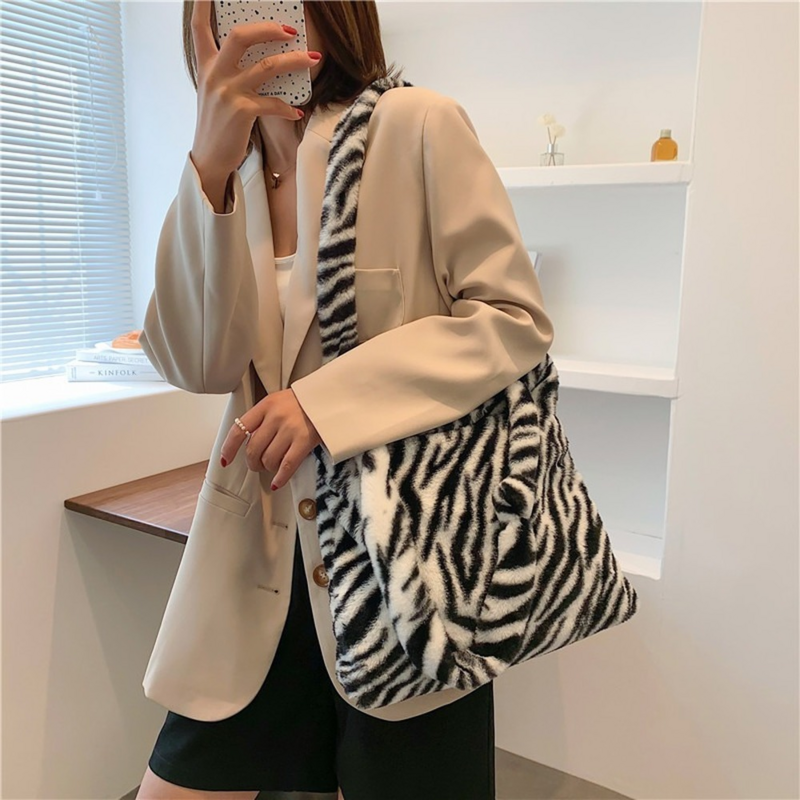 Designer animal impresso feminina bolsa de ombro moda leopardo de pelúcia tote inverno macio macio sacos de compras para bolsas femininas 2021