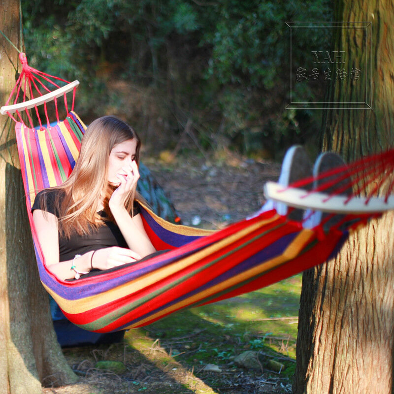 Rekreasi Single Swing Kanvas Hammock Outdoor Pelebaran Tebal Perlengkapan Berkemah Mengirim Tempat Tidur Gantung Tali