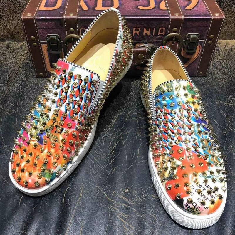 Luxury Brand Men's Fashion designer Shoes High quality Graffiti flats Loafers men Handmade Spiked Man Party wedding dress shoes