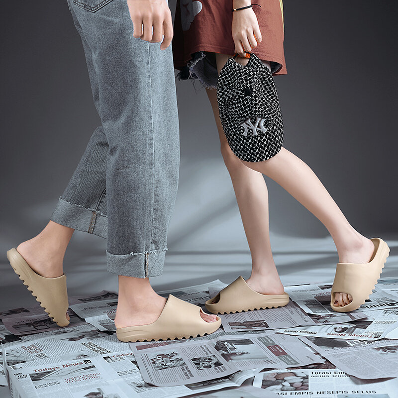 2020新サマーセールアクアスリッパ庭の靴家庭的な多色フリップフロップライトサンダル快適な通気性chaussureオム