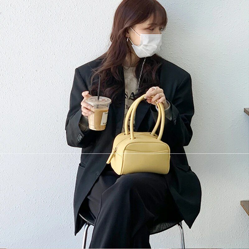2021 neue Mode Frauen Kleine Sattel Taschen Weibliche Japan Stil Trendy Mini Einfache Freizeit Handtaschen Leder Zipper Klappe Eimer Taschen