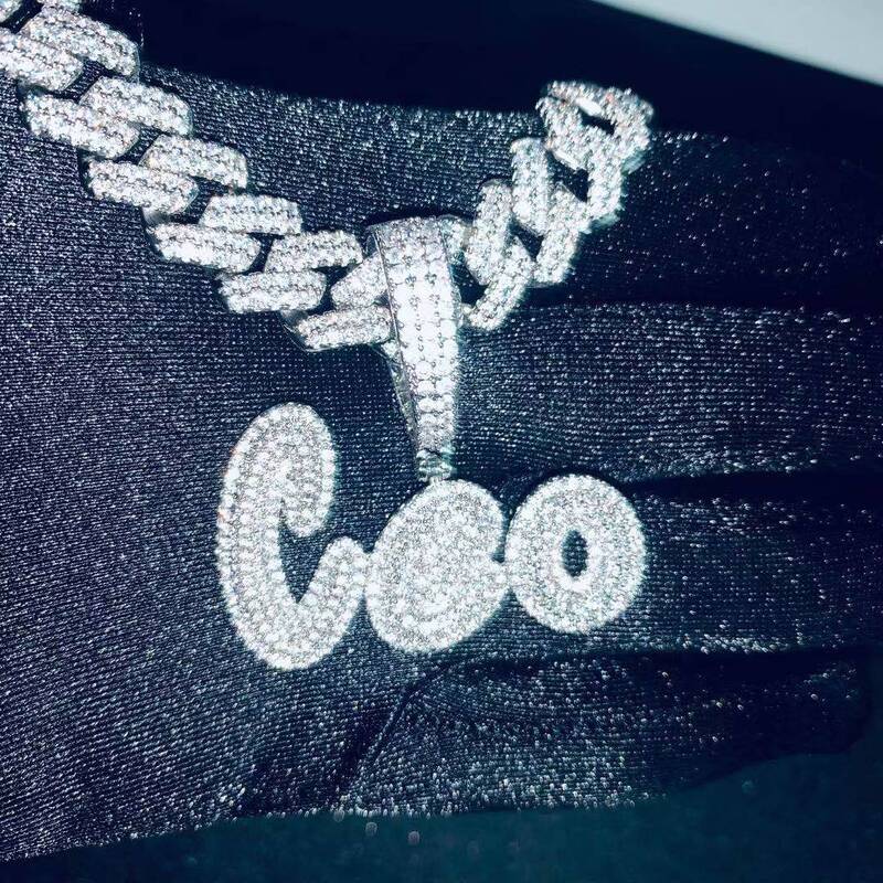 Hip Hop helado de cartas collar de asfalto Micro Zircon piedra nombre personalizado collares con logotipo para los hombres y las mujeres joyas Goth