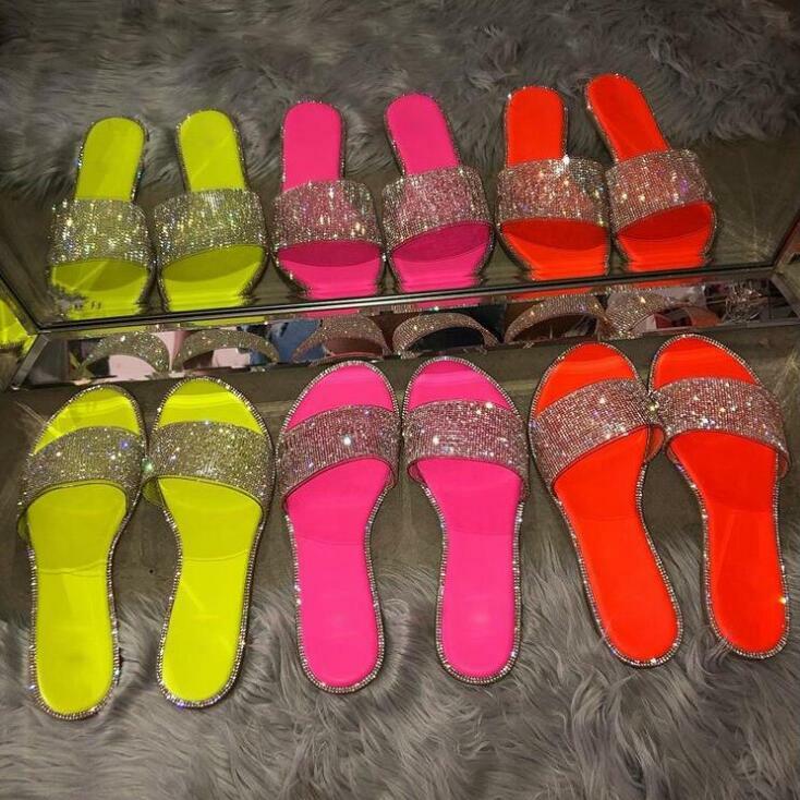 rhinestone slippers 2020 new women fashion wild beach flip flop bright diamond flat bottom outdoor wild student sandals