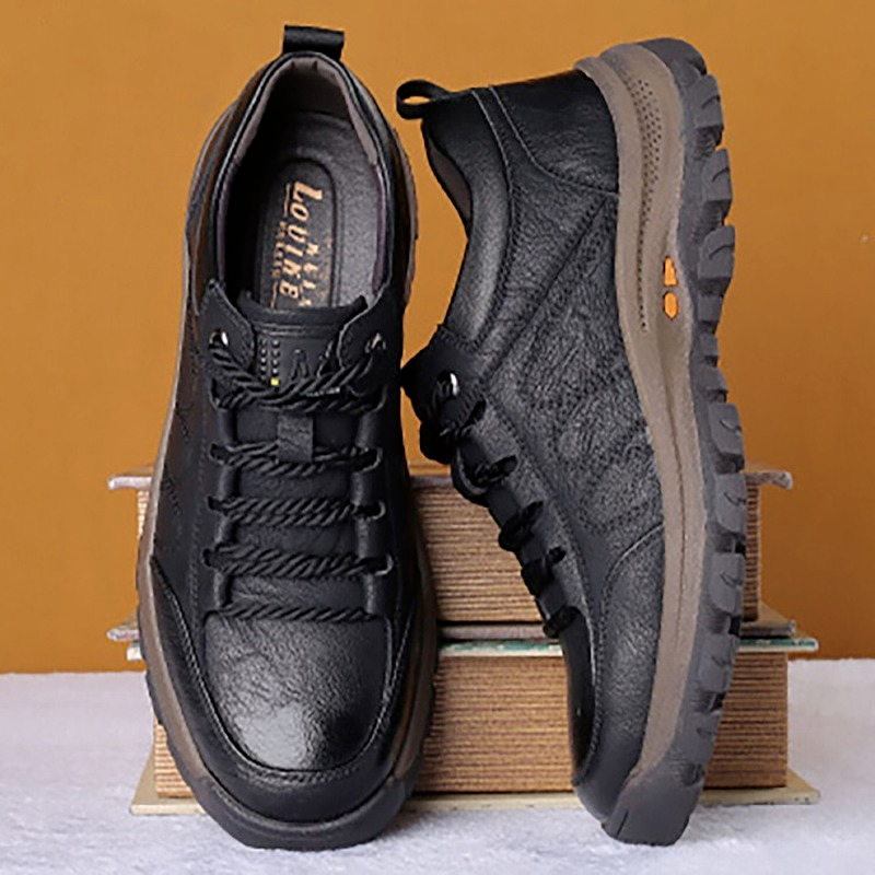 Sepatu Kasual Kulit PU Pria Sneakers Platform Bertali Musim Gugur Musim Dingin Sepatu Perjalanan Pria Sepatu Hiking Sneakers Pria Gaya Inggris