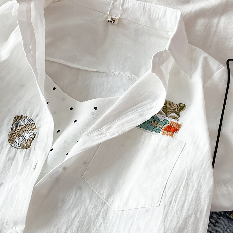 Design de manga curta camisa branca feminina novo estilo 2021 nian verão chique nicho topo francês all-combining camisa casual