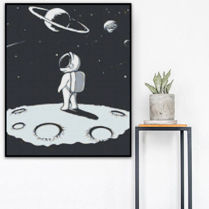 YI BRIGHT Planet Earth Moon Spaceman ภาพเพชรเต็มรูปแบบและรอบเย็บปักถักร้อย Mosaic Cross Stitch Home Decor สำหรับของขวัญ