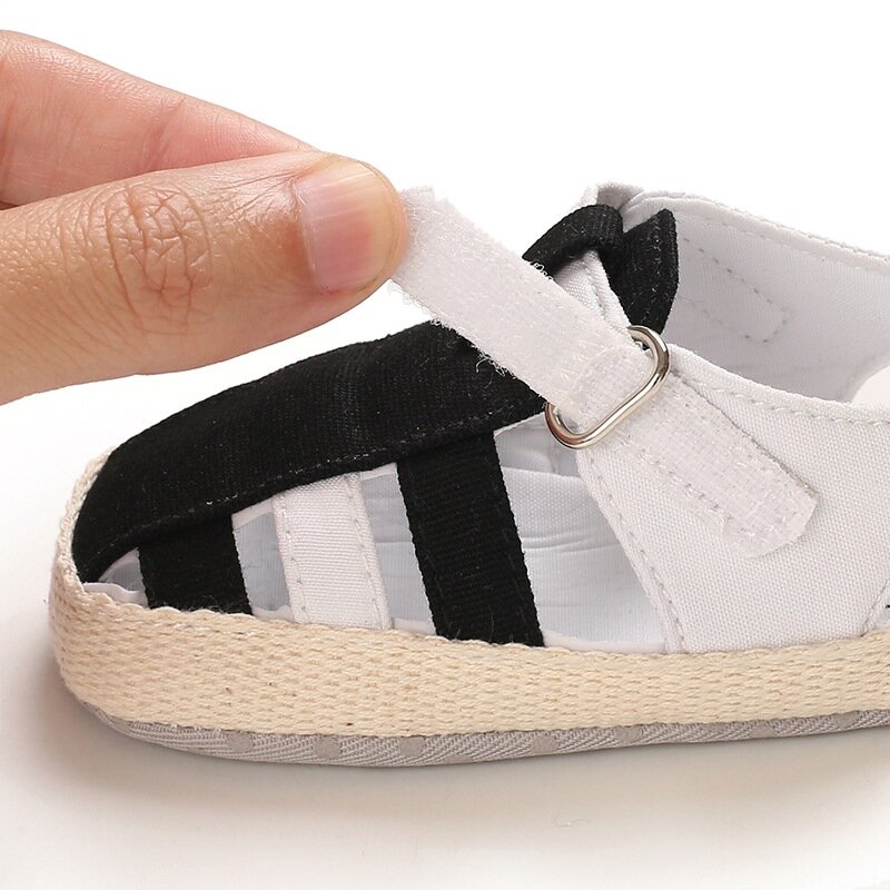 Zapatos de verano para bebés, sandalias antideslizantes con agujeros para caminar