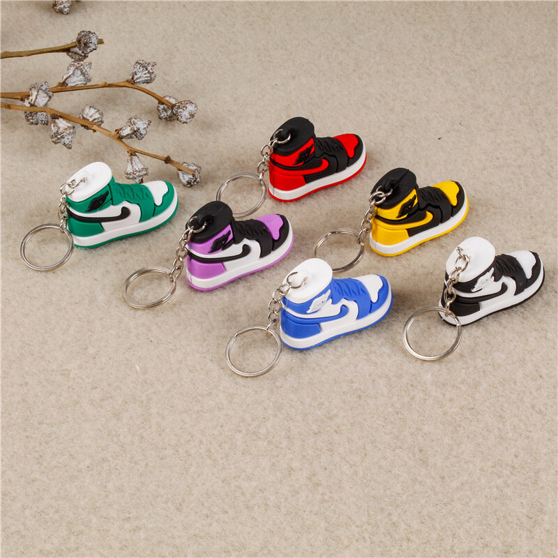 Dropshipping sneakers keychain AJ1 three-dimensional keychain moulded PVC soft rubber keychain