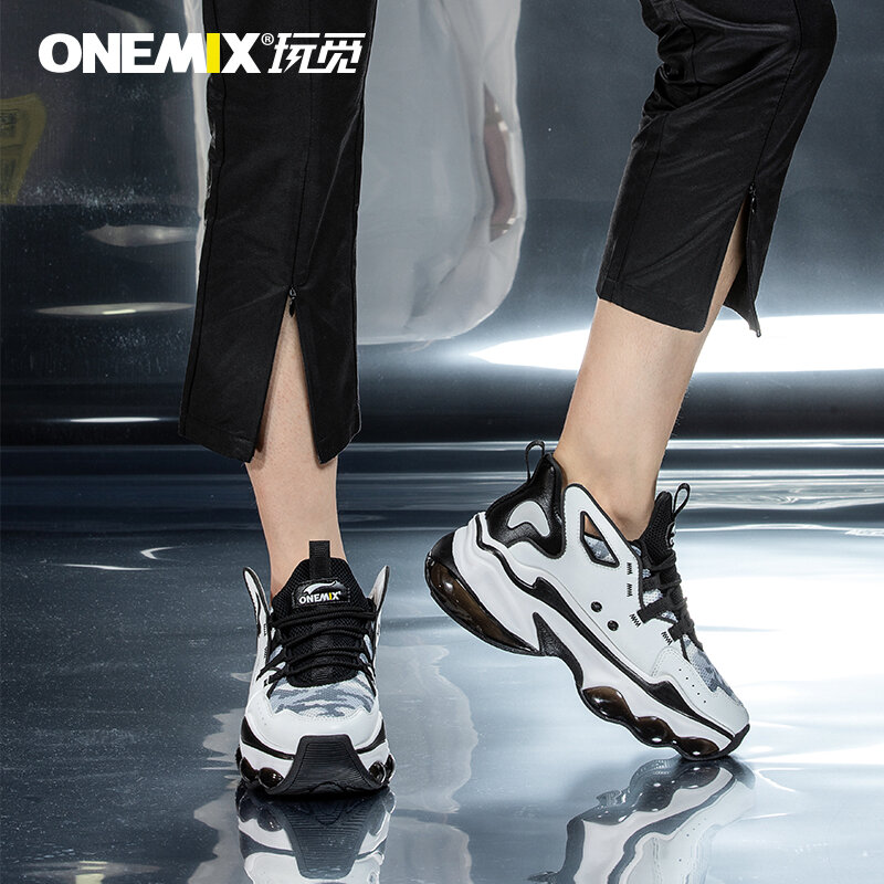 Onemixスポーツ靴男性厚い唯一男軽量カジュアルファッションスニーカー女性の加硫高さの増加ランニングお父さん靴