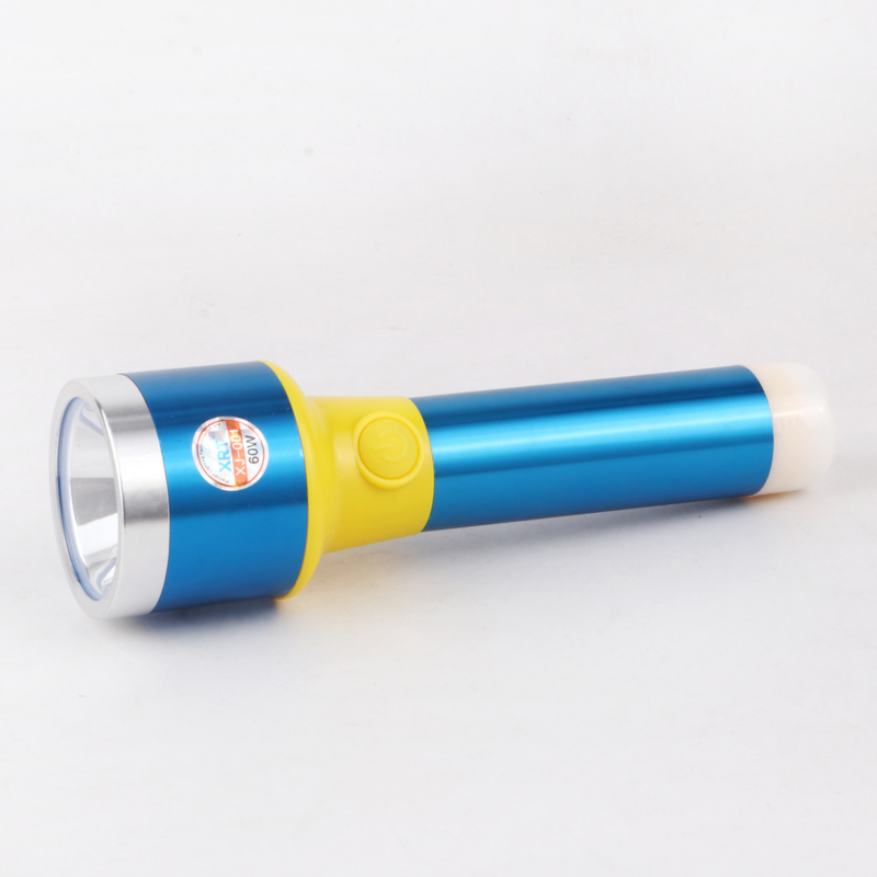 Profesjonalna zewnętrzna ładowalna latarka latarnia LED ze stopu aluminium ABS lekka latarka taktyczna lampa wędkarska latarka