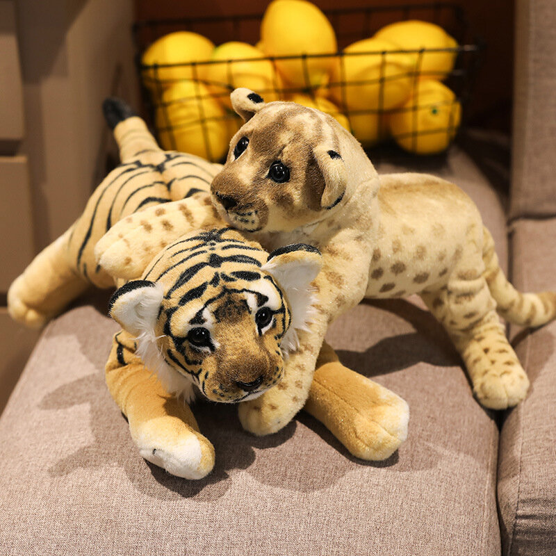 Juguetes de peluche de simulación de León, Tigre, leopardo, decoración del hogar, muñecas de animales lindos, almohada suave Real, regalo para niños, 39-58cm