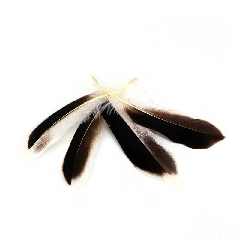 The New 20pcs/lot Nature Duck Feather 8-13cm Christmas Supplies Feathers for Crafts