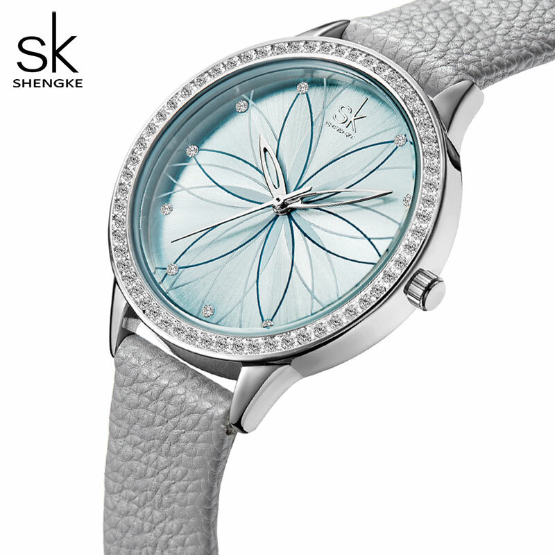 ผู้หญิงนาฬิกาแบรนด์หรูชุดสุภาพสตรีนาฬิกาข้อมือหนังคริสตัลกรณีดอกไม้ Dial ควอตซ์นาฬิกา Montre Femme