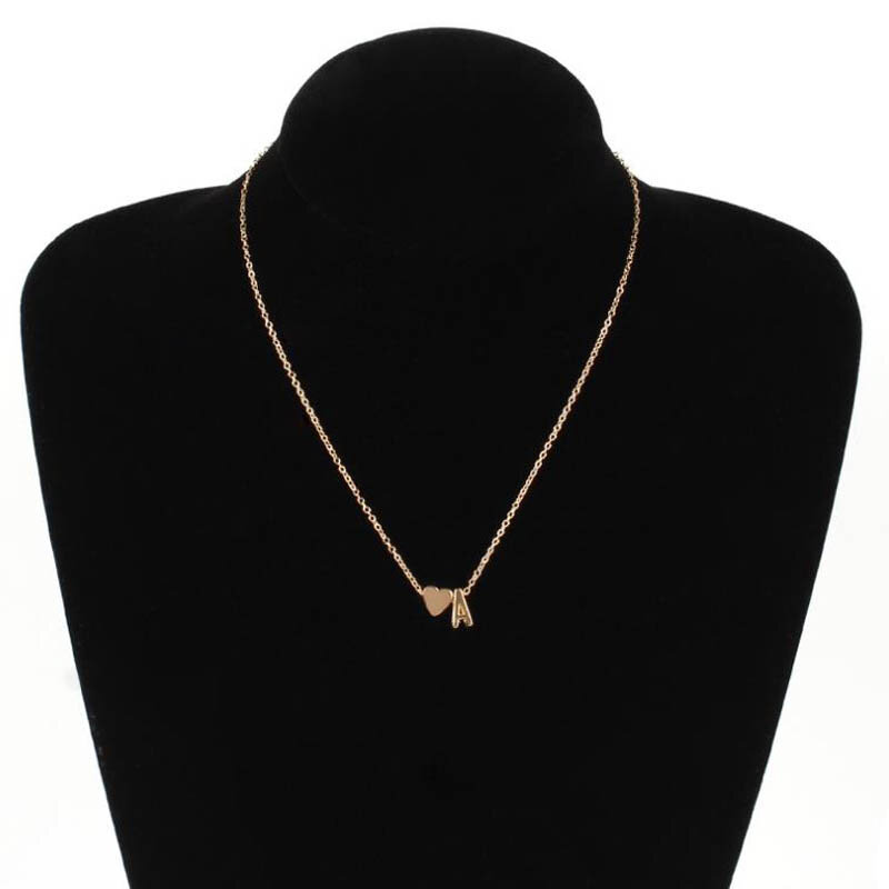 Collier avec pendentif coeur pour femmes, bijou à cadeau, chaîne au ras du cou, avec lettres initiales, couleur or
