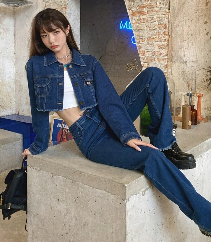 Джинсовая куртка, джинсовый костюм для женщин, Новинка осени 2021, крутой красивый костюм из двух предметов в Корейском стиле