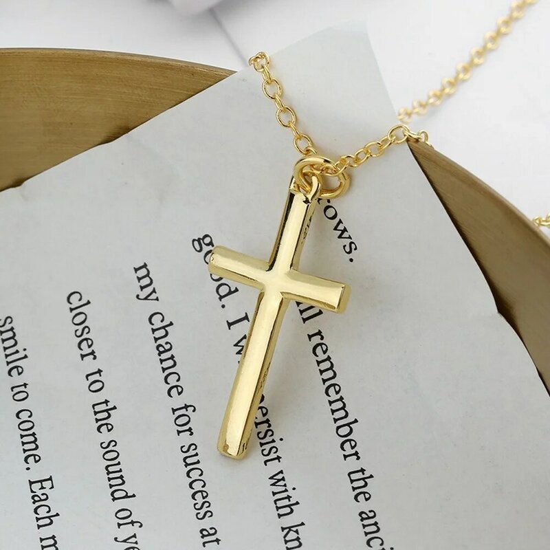 Cross Pendant Necklace for Women Classic Aesthetic Fashion Accessories Stainless Steel Jewelry Charm Neck Chains Gift Wholesale