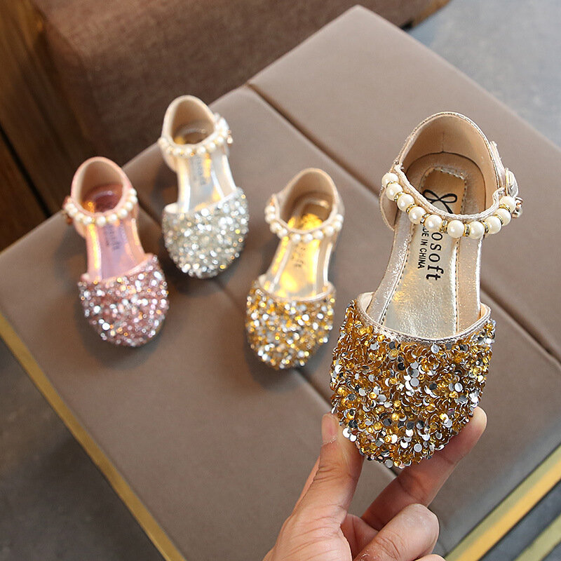 春の新子供の革の靴の王女フラットヒールパーティーの靴のファッションブリンブリンためのサイズ21-36