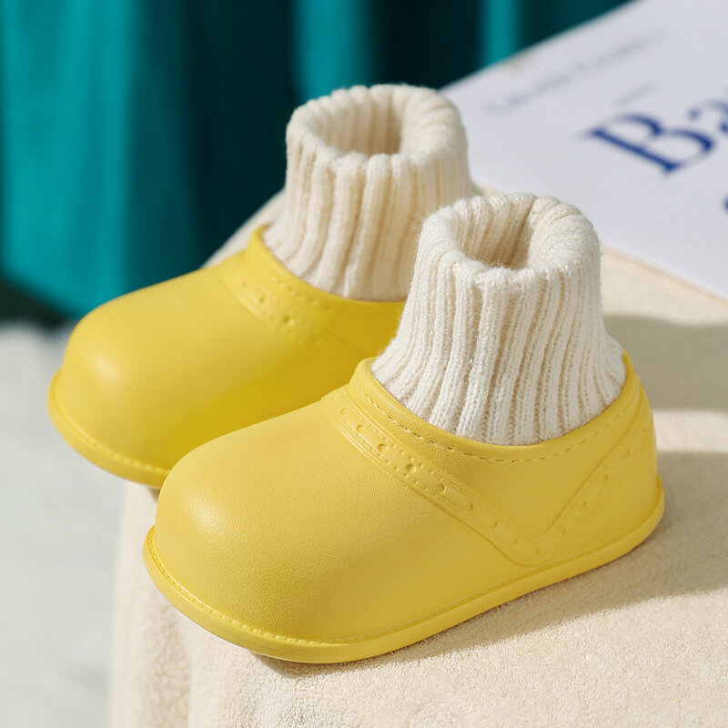 Zapatos de algodón para niños, calcetines cálidos de felpa, para exterior, nieve, invierno, impermeables, zapatillas de interior informales
