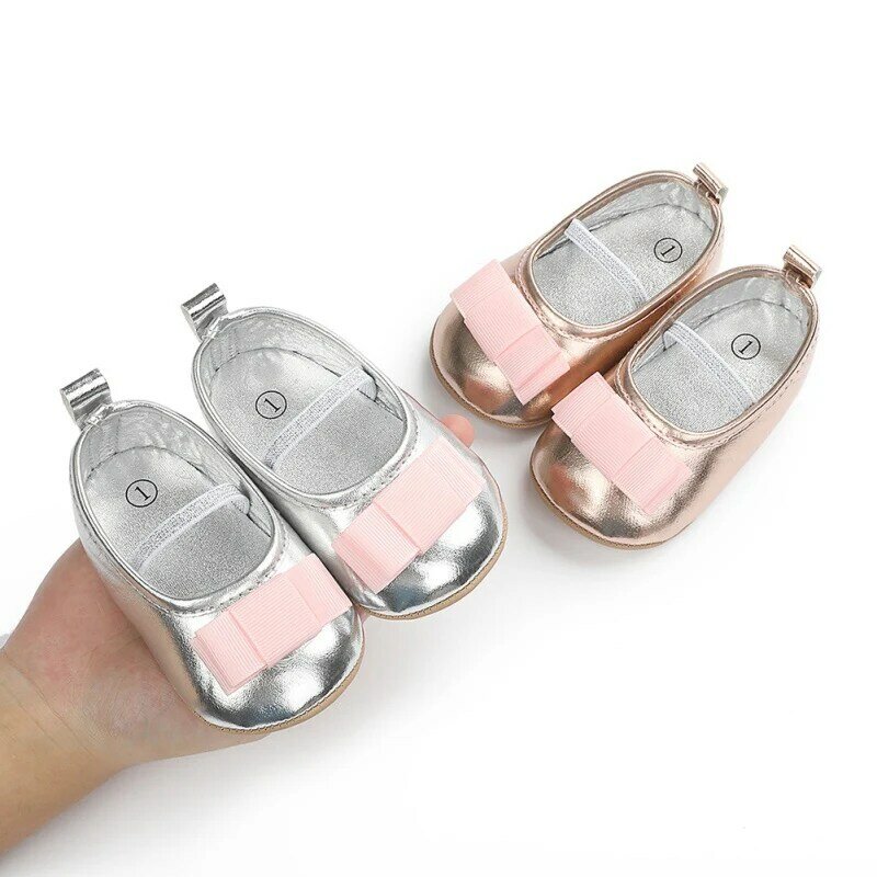 Sapatos de bebê feminino, sapatos macios de berço com sola macia antiderrapante e de baixo confortável